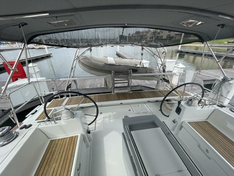 2017 Beneteau Oceanis 45