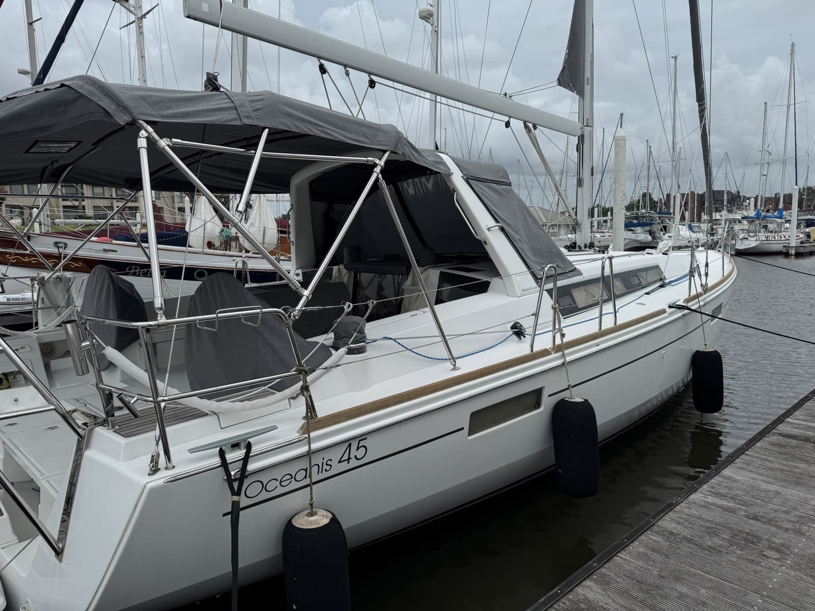 2017 Beneteau Oceanis 45 - Photo 36