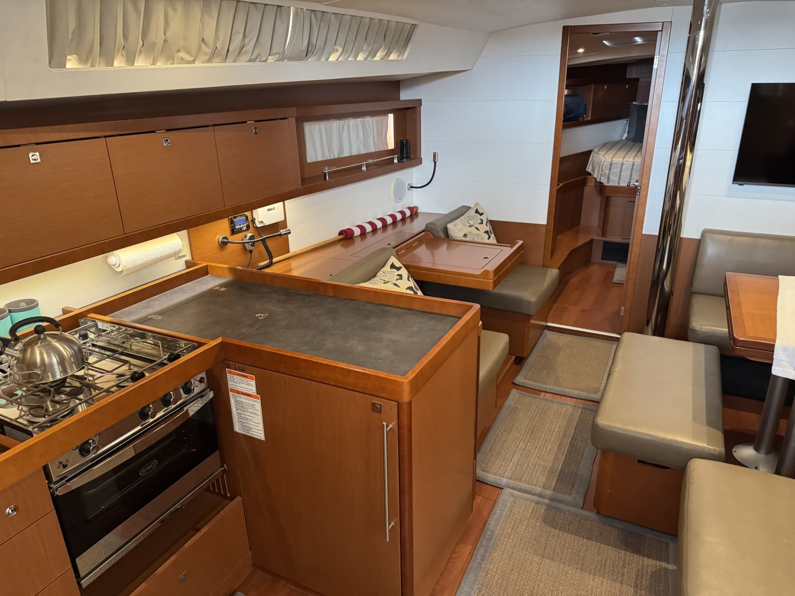 2017 Beneteau Oceanis 45 - Photo 45