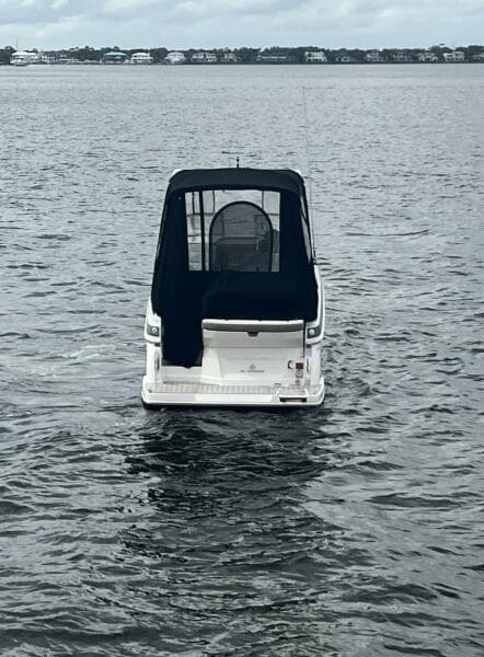 Regal 28 Express-Profile