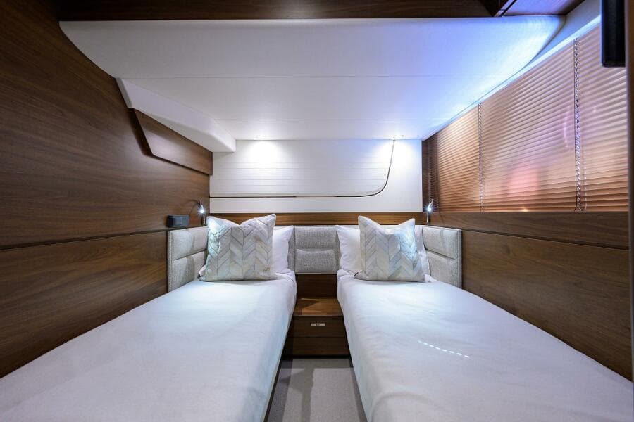 2021 Princess F70 - Photo 50