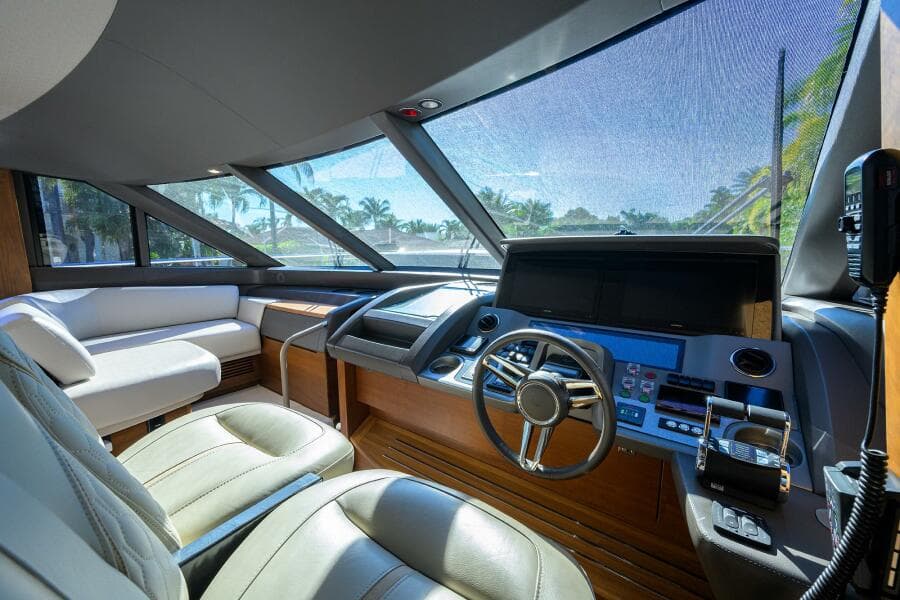 2021 Princess F70 - Photo 36