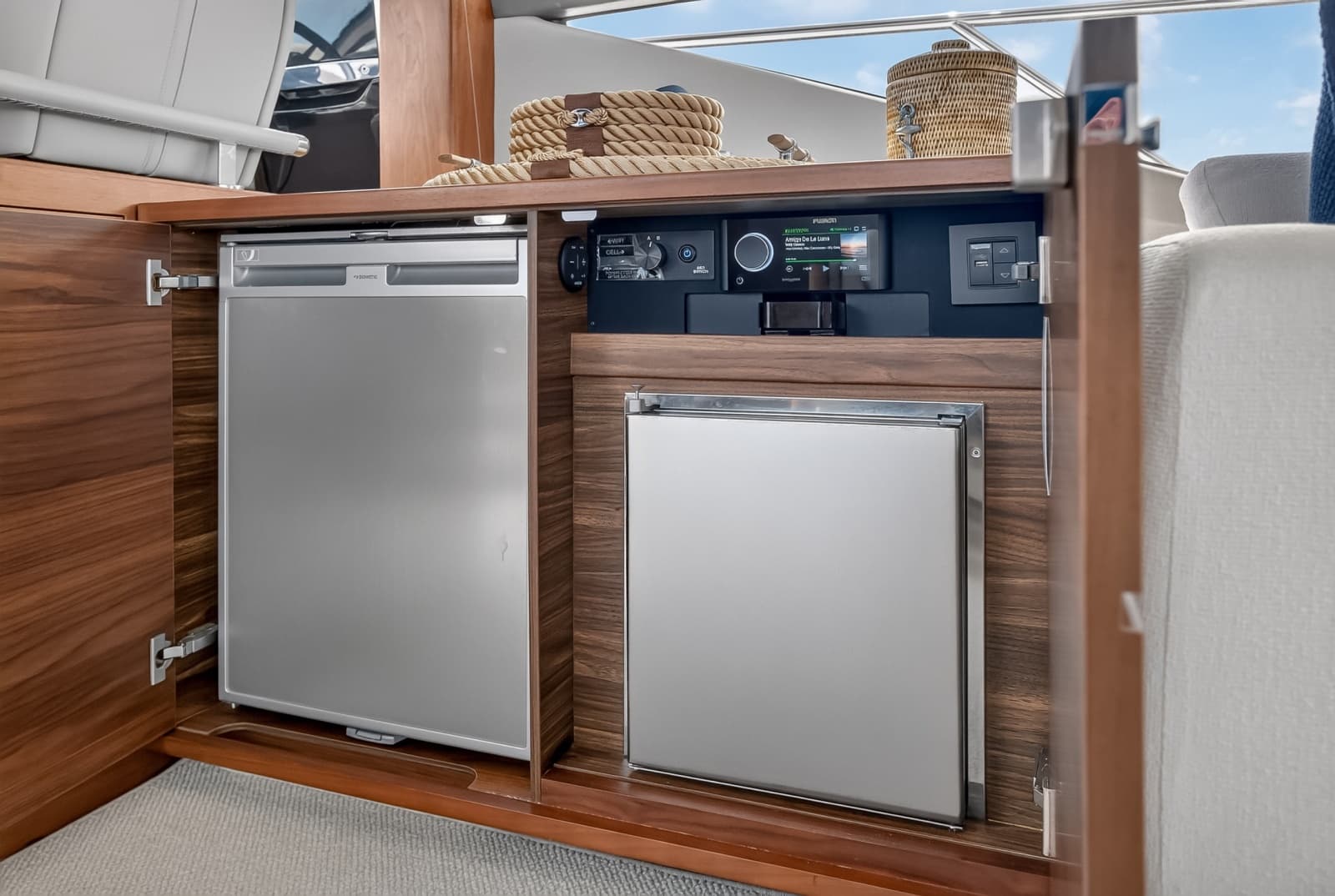 2021 Princess F70 - Photo 31