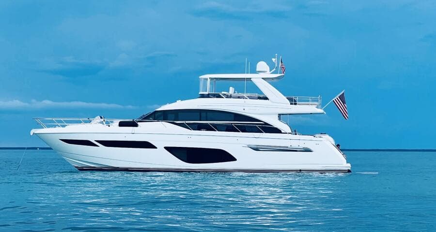 2021 Princess F70 - Photo 2