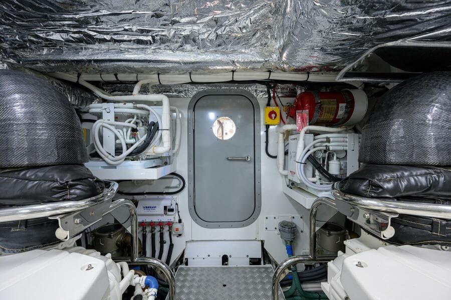 2021 Princess F70 - Photo 61