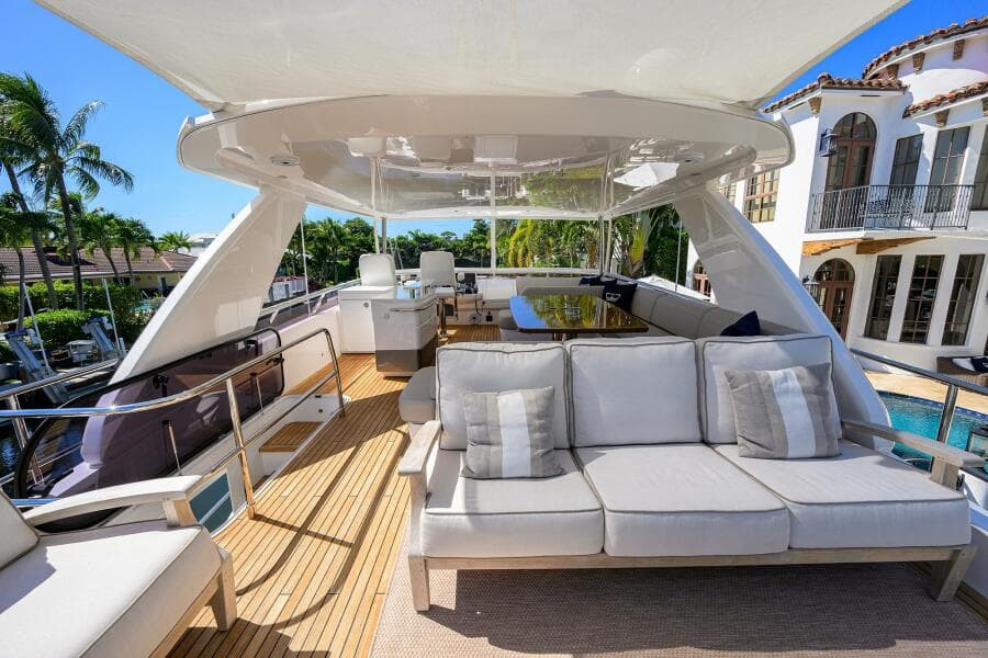 2021 Princess F70 - Photo 9