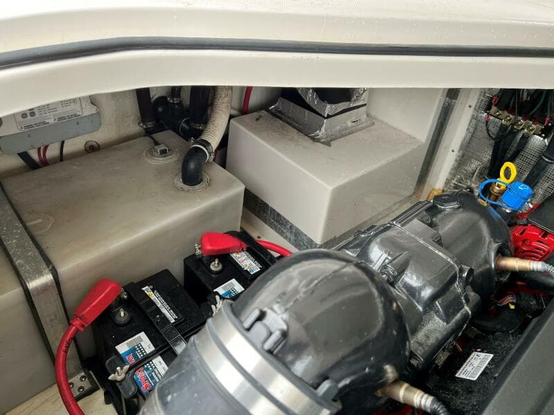 2017 Regal 28 Express