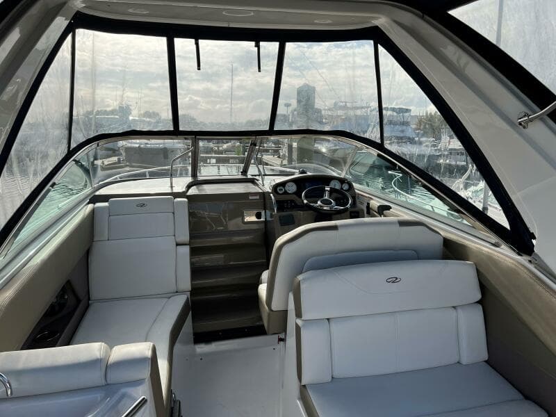 2017 Regal 28 Express