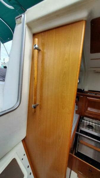 2000 Beneteau 361