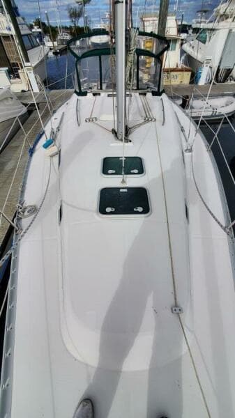 2000 Beneteau 361