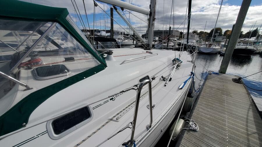 2000 Beneteau 361