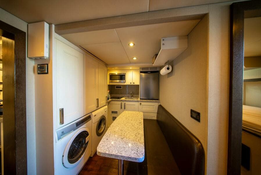 1992 Crescent Custom Yachts Custom