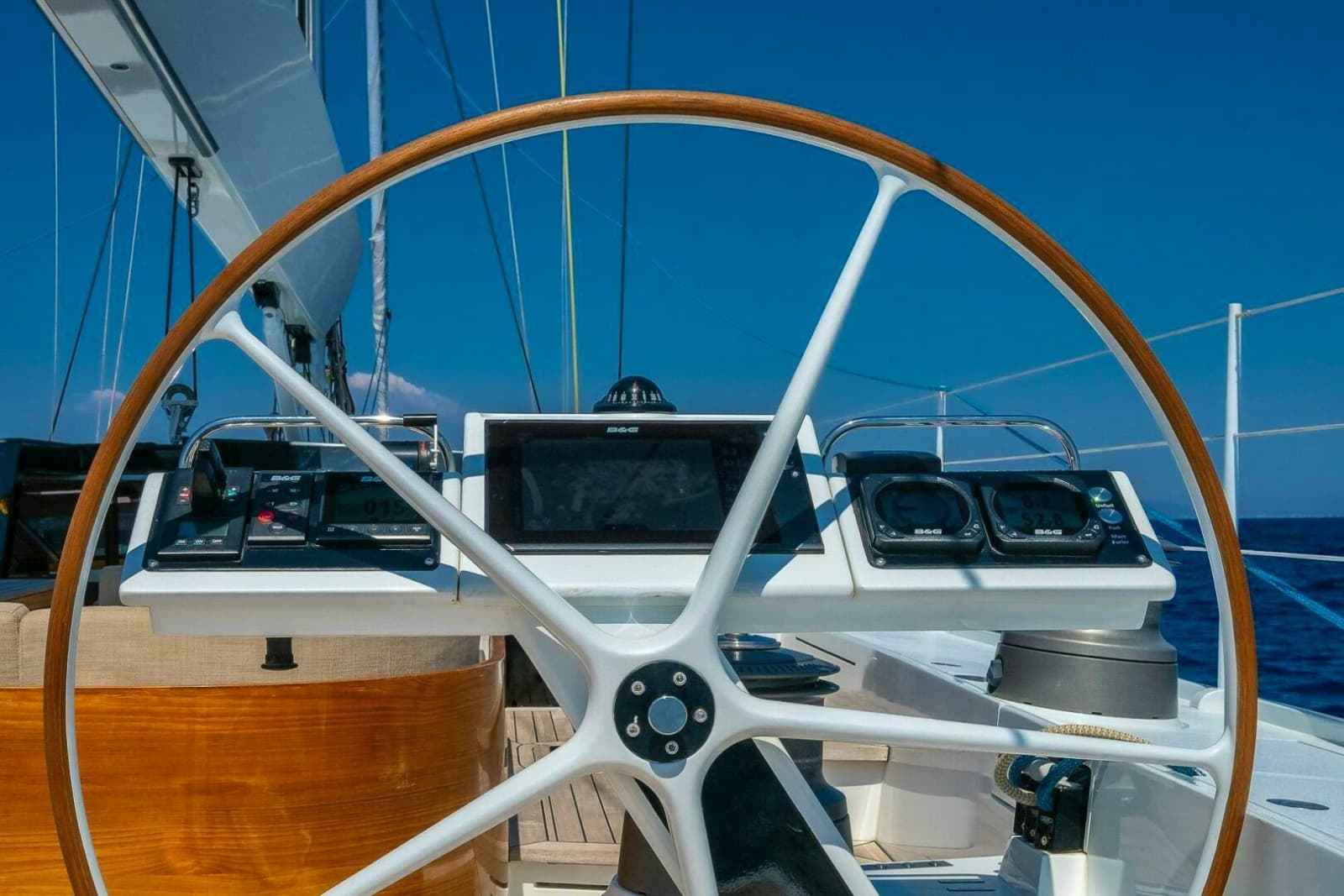 2014 Cyrus Yachts Custom - Photo 20