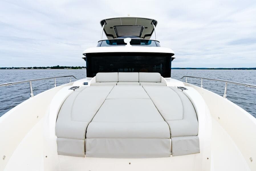 2023 Absolute 52 Navetta