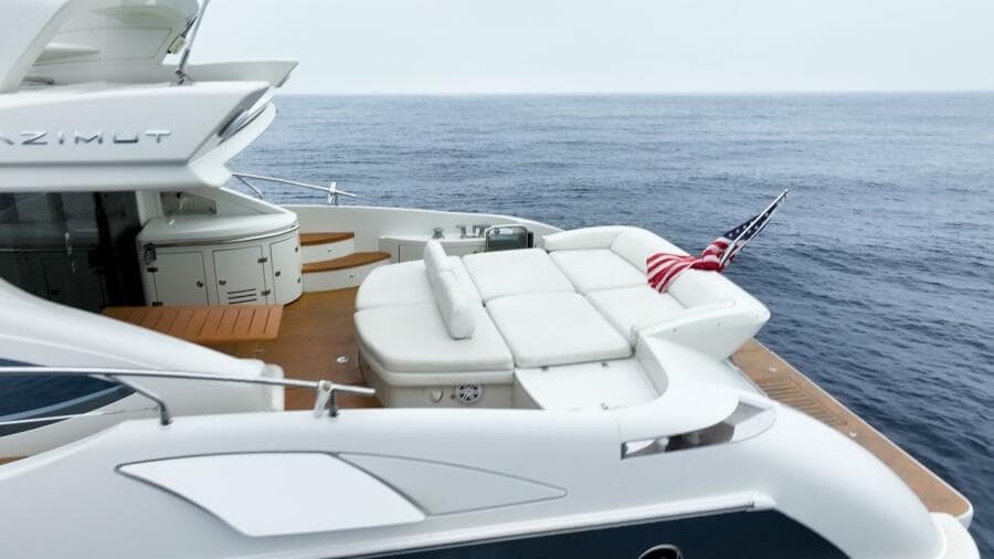 2011 Azimut 68S
