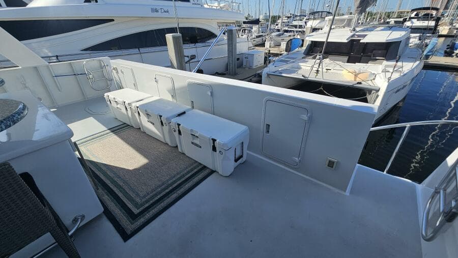 2009 Custom Flybridge Motoryacht