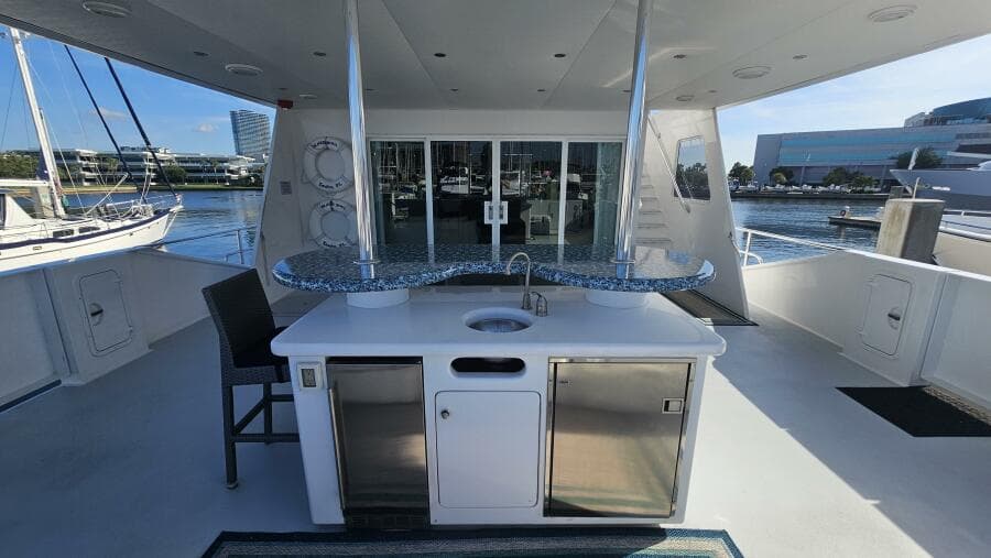2009 Custom Flybridge Motoryacht