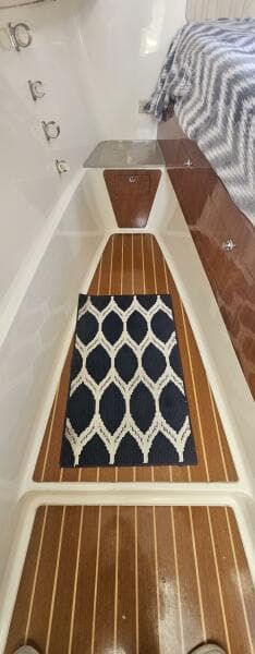 2008 World Cat 320 EC