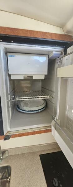 2008 World Cat 320 EC