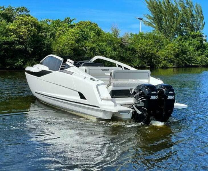 2021 Fairline F Line 33 - Photo 7