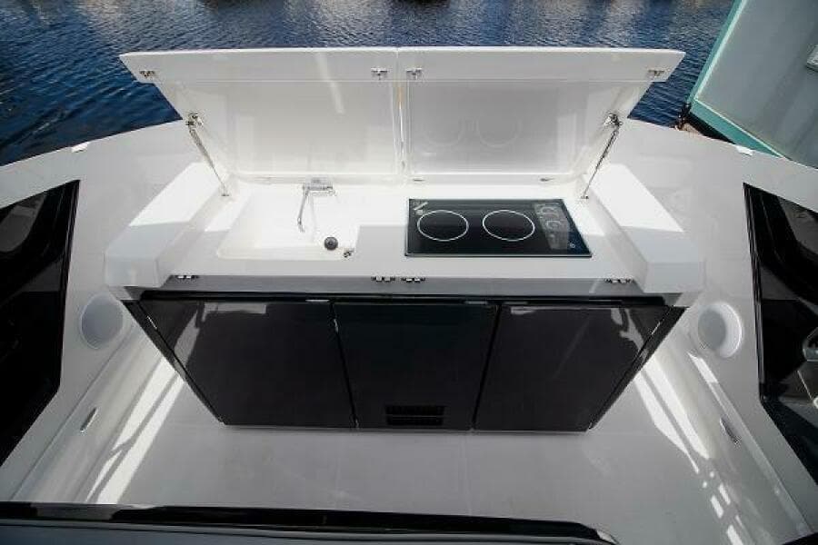 2021 Fairline F Line 33 - Photo 27