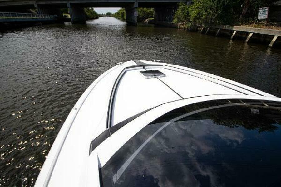 2021 Fairline F Line 33 - Photo 10