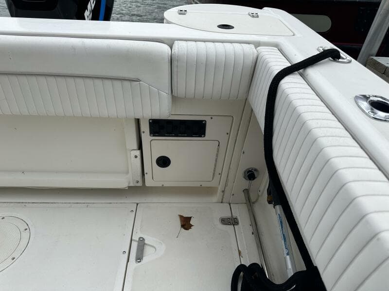 2000 Boston Whaler 