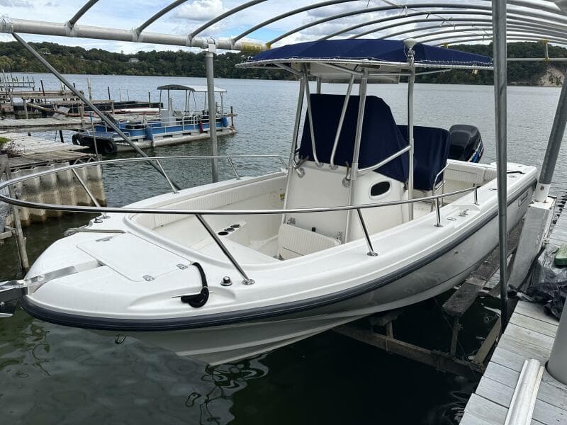 2000 Boston Whaler 