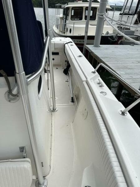 2000 Boston Whaler 