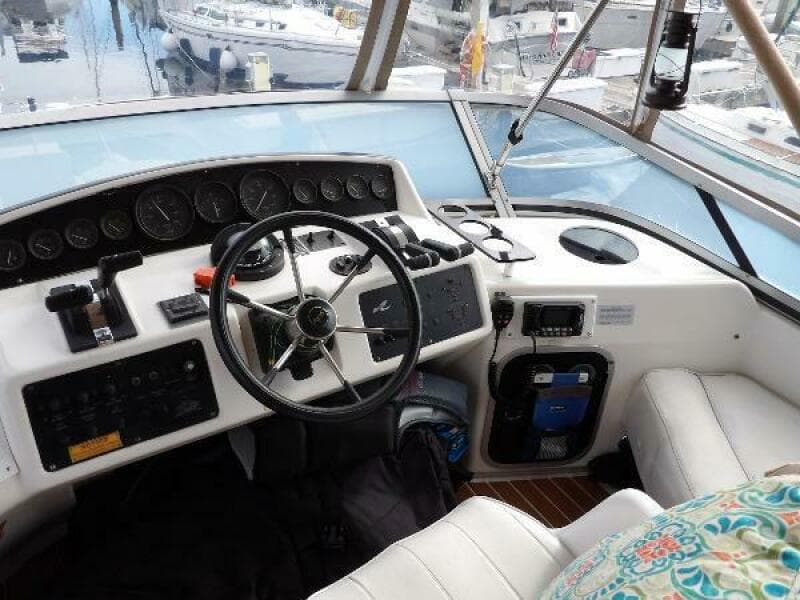 1993 Sea Ray 370 Sedan Bridge