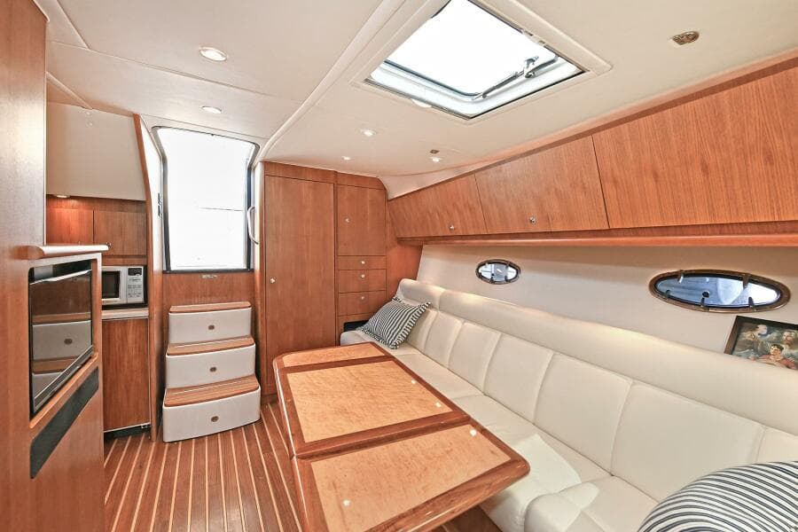 2008 Tiara Yachts 4200 Open