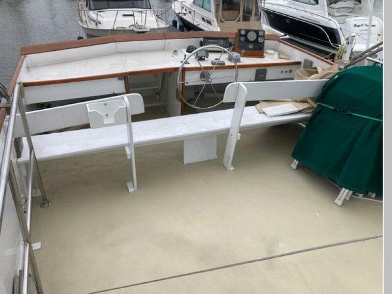 1984 Duffy Flybridge Cruiser