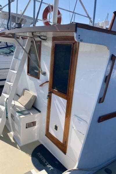 1984 Duffy Flybridge Cruiser