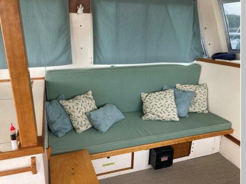 1984 Duffy Flybridge Cruiser