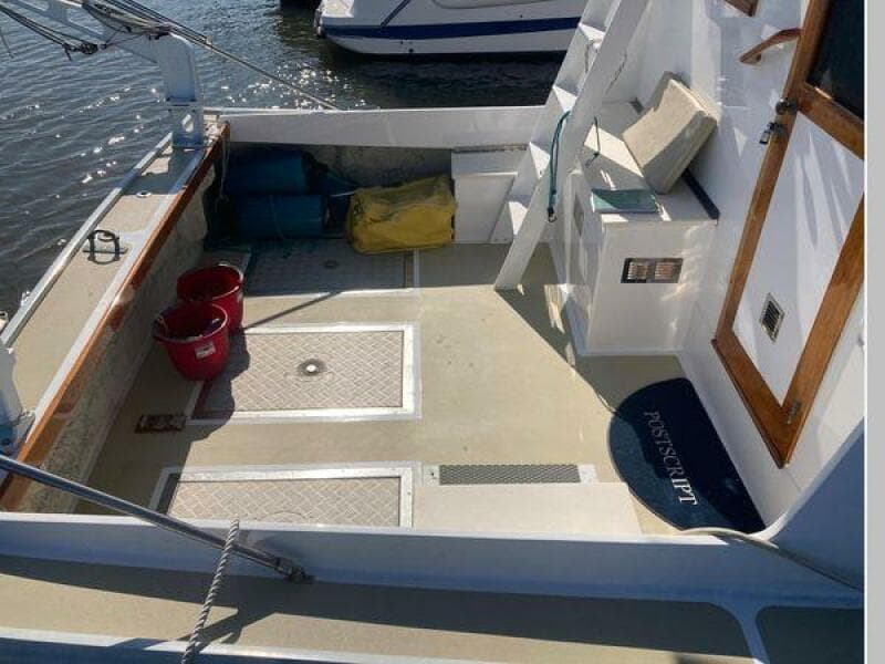 1984 Duffy Flybridge Cruiser