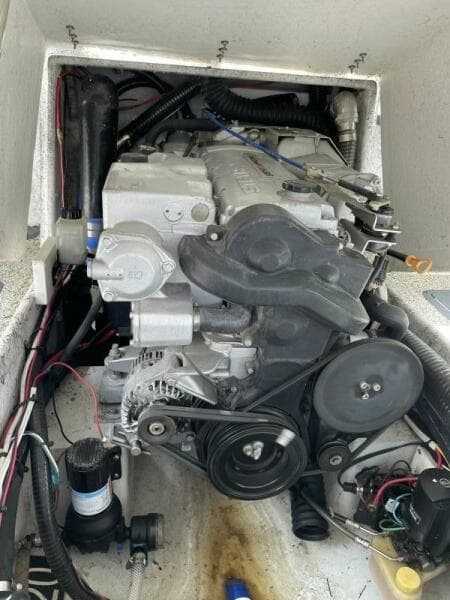 1997 Custom 31 Center Console Pullin Drag