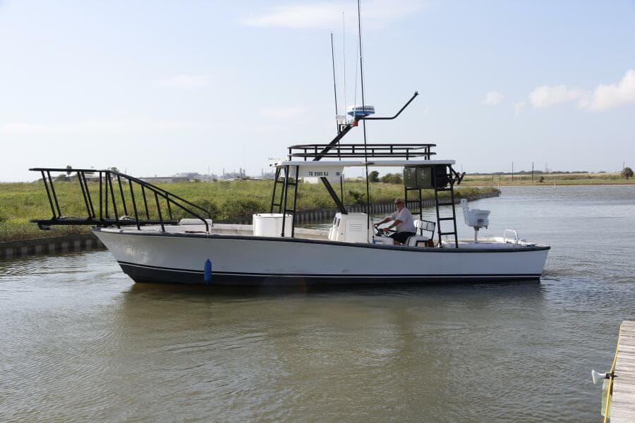 1997 Custom 31 Center Console Pullin Drag