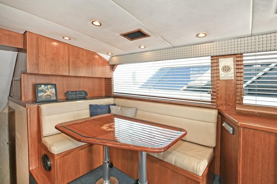 2000 Torres 48 Enclosed Bridge - Photo 24