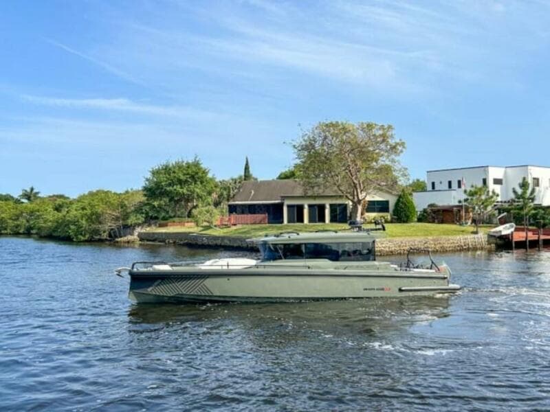 2024 Brabus Shadow 900XC