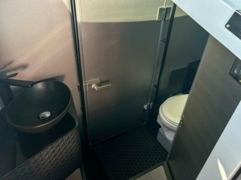 2024 Brabus Shadow 900XC