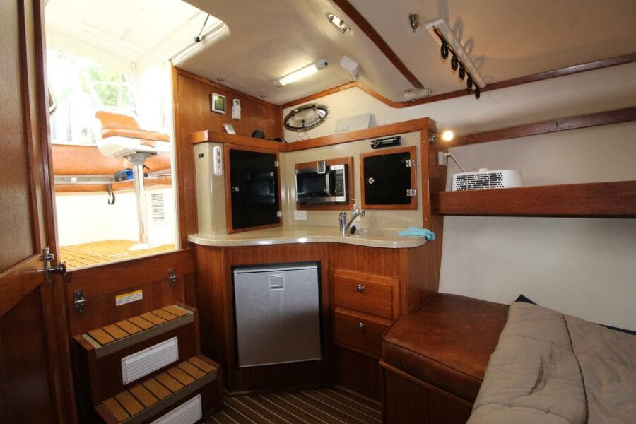 Albemarle 32 Express Galley