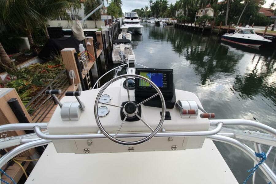 Albemarle 32 Express Tower