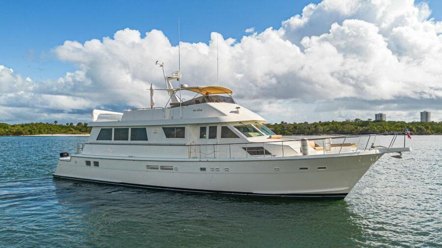 1989 Hatteras Cockpit Motor Yacht