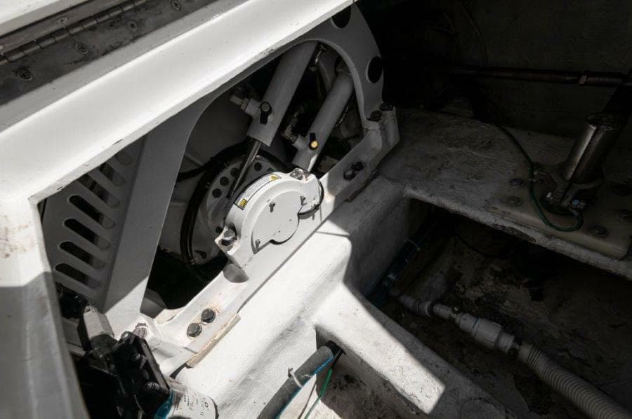 1998 Ocean Yachts 48 Super Sport Seakeeper