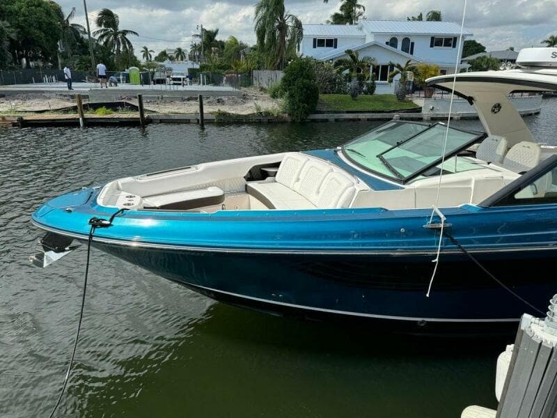 2021 Sea Ray 400 SLX OB