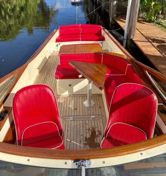 2004 Hinckley Talaria 29R