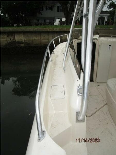 34' Intrepid port side deck2