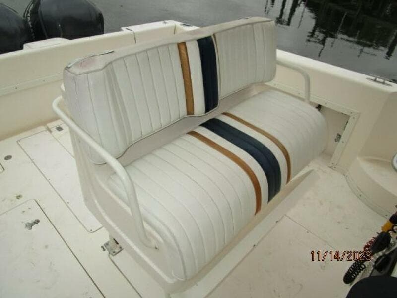 34' Intrepid helm benchseat