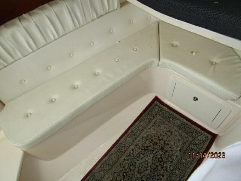 34' Intrepid cabin seating