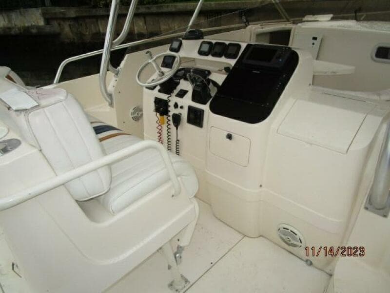 34' Intrepid helm2